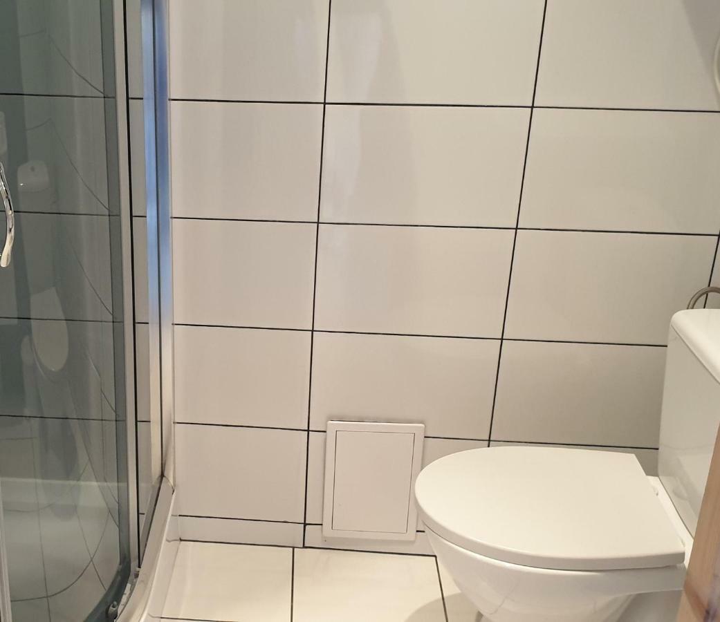 Domki Letniskowe Kika Sarbinowo Buitenkant foto