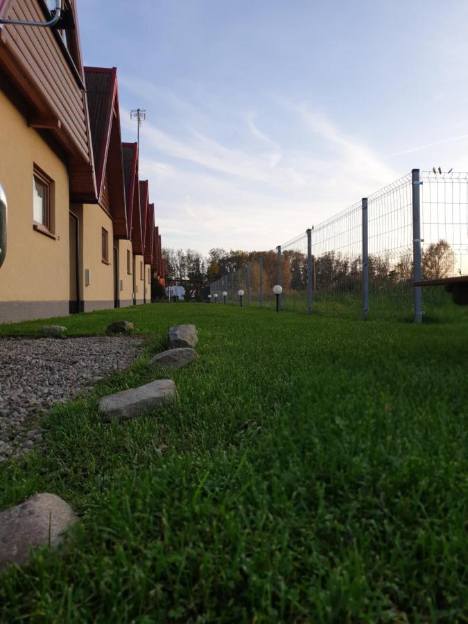 Domki Letniskowe Kika Sarbinowo Buitenkant foto